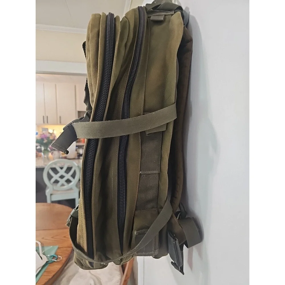 Blackhawk S.T.O.M.P II Medical Coverage Pack, Jumpable OD Green. A Few Flaws.